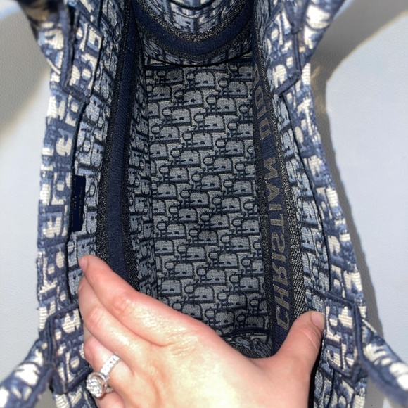 DIOR BOOK TOTE BLACK/WHITE - Picture 3 of 3